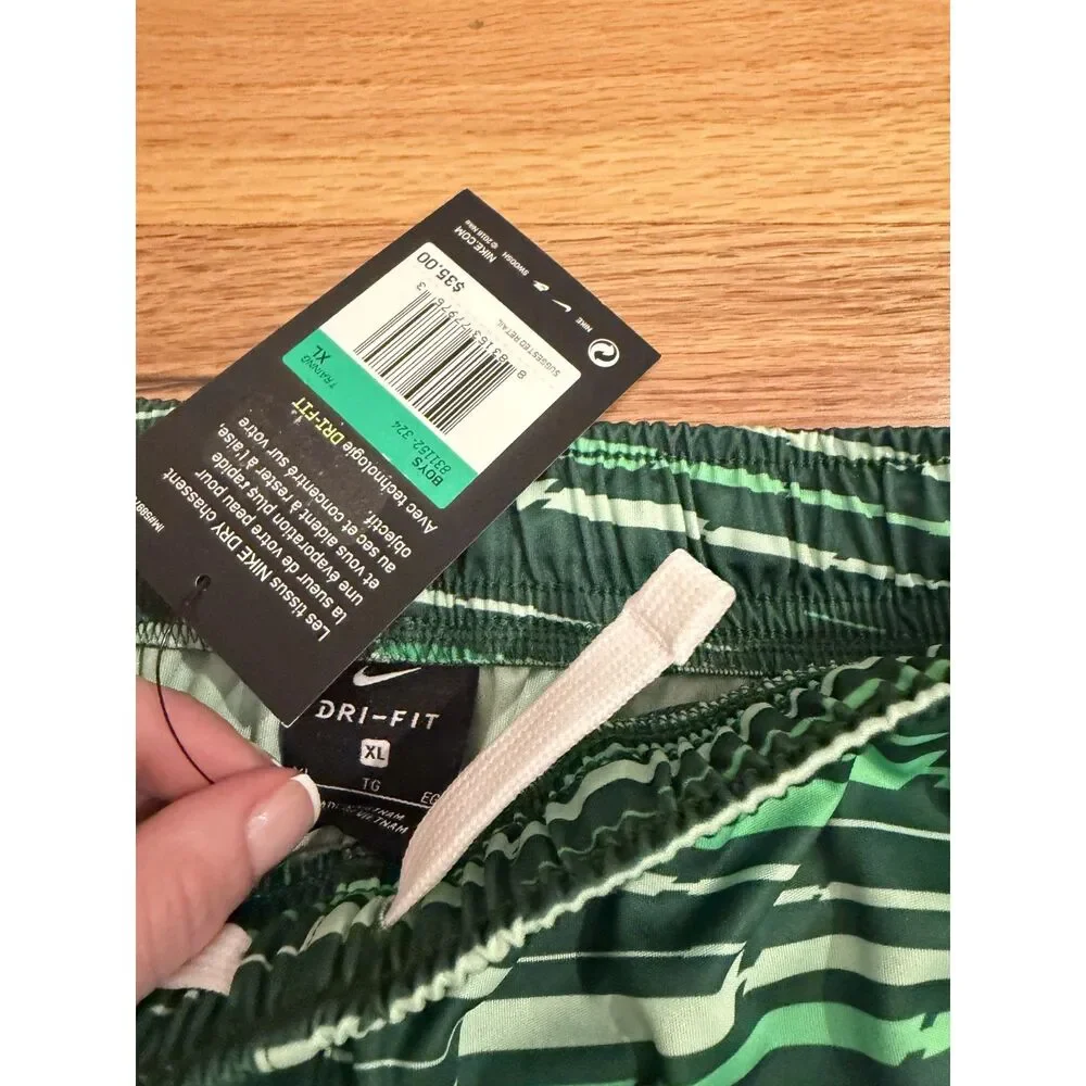 NWT Nike Dri Fit Green Striped Athletic Basketball Shorts Size XL Boys